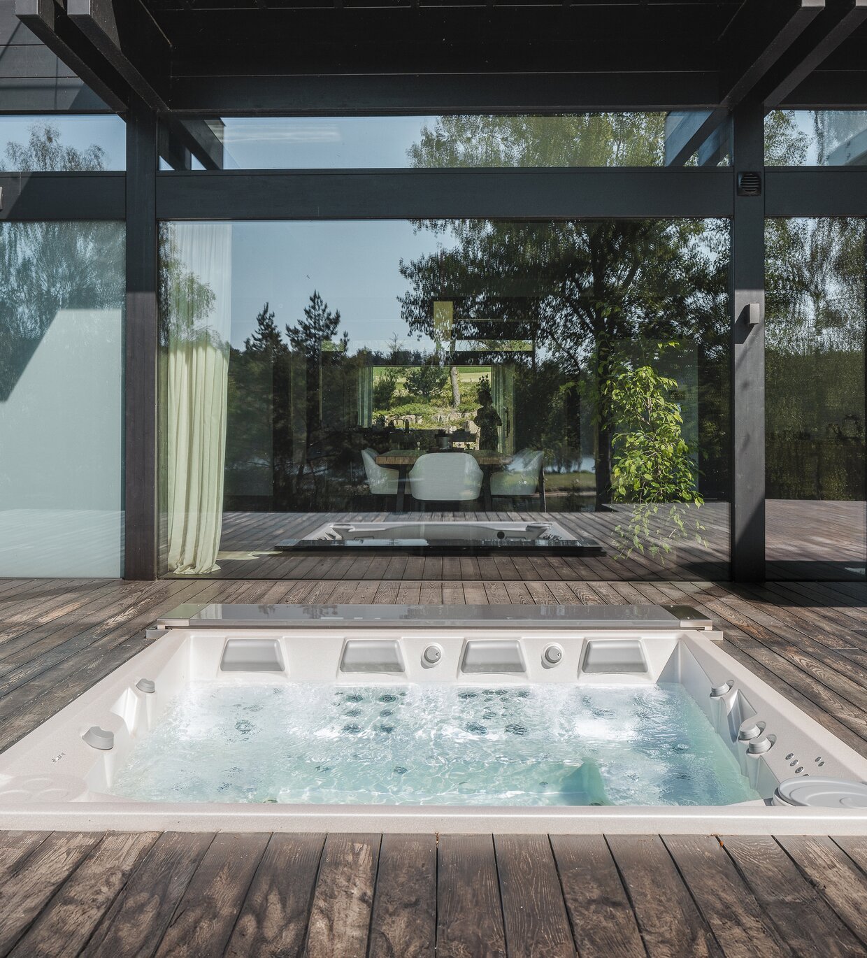 USSPA Lounge iN spa – premium choice to complement your yearlong swim spa.