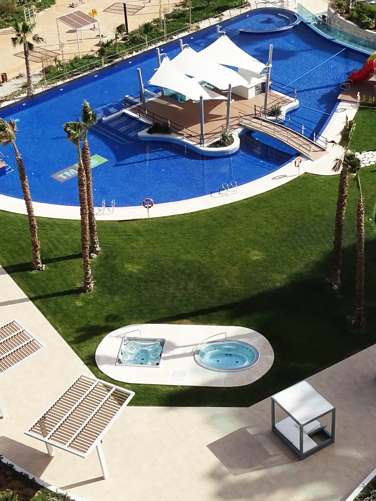 USSPA Arena – luxury commercial spa for up to 12 people, a professional solution for demanding clients.