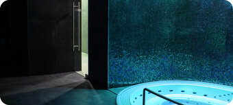 USSPA Arena – spacious spa for twelve with a spiral jet layout delivering an intense relaxation experience.