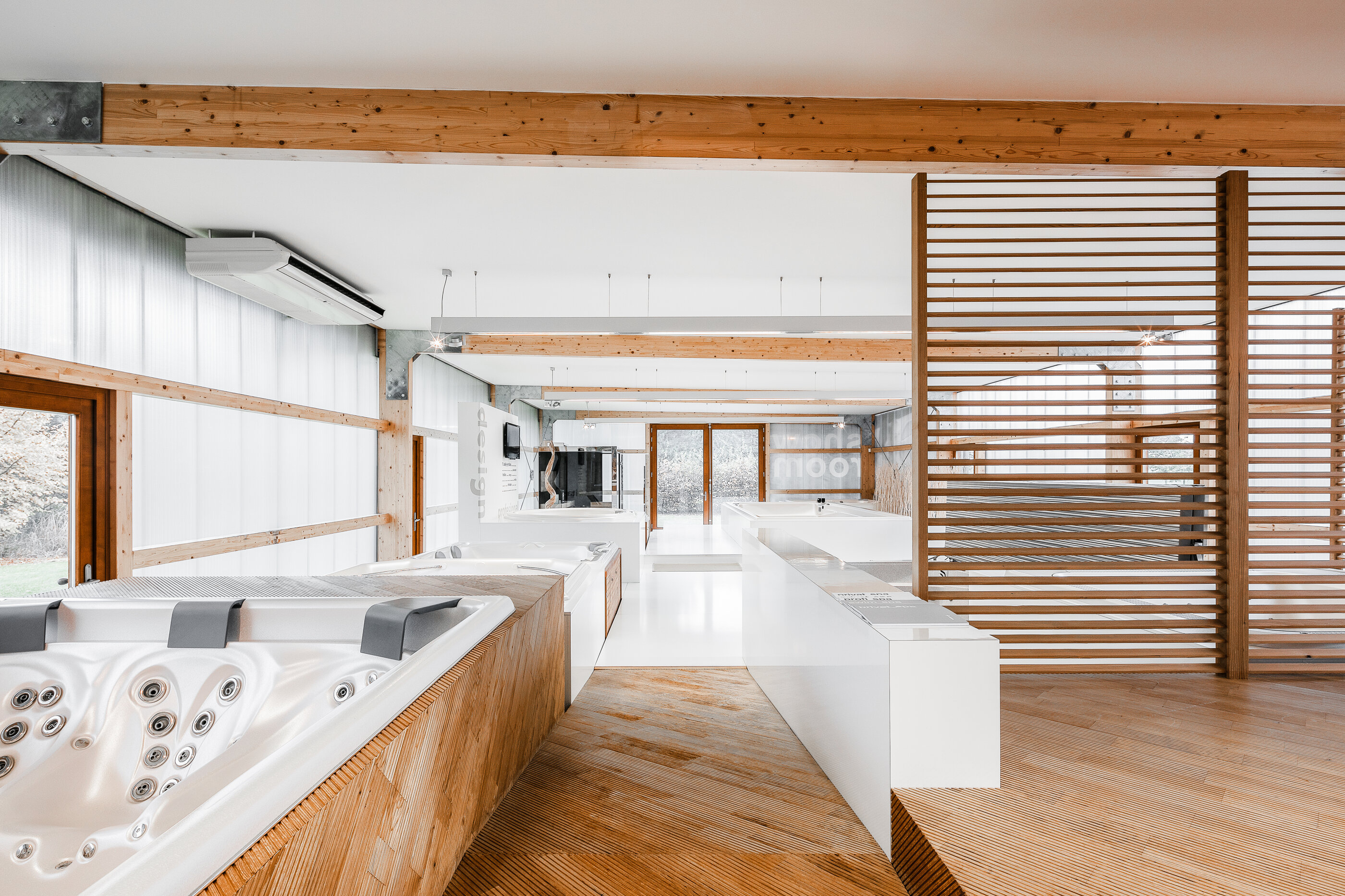 USSPA showroom Prague – Zeleneč, inspiration for home wellness, design, and a relaxing garden.