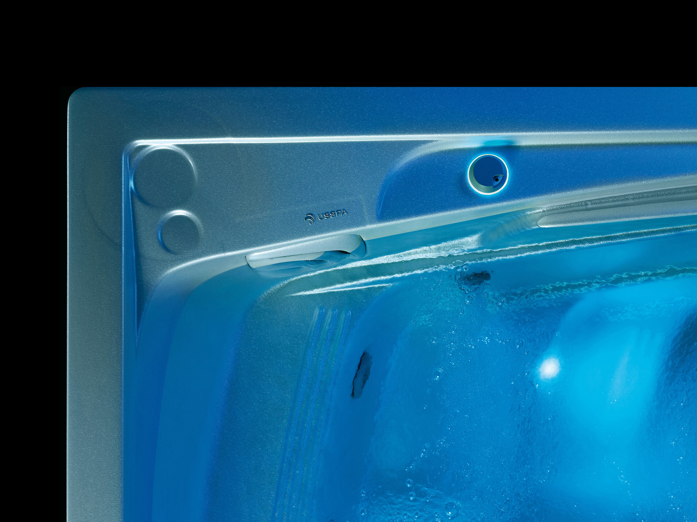 USSPA swim spa pool – elegant design, clean lines, sophisticated details and comfortable swimming.