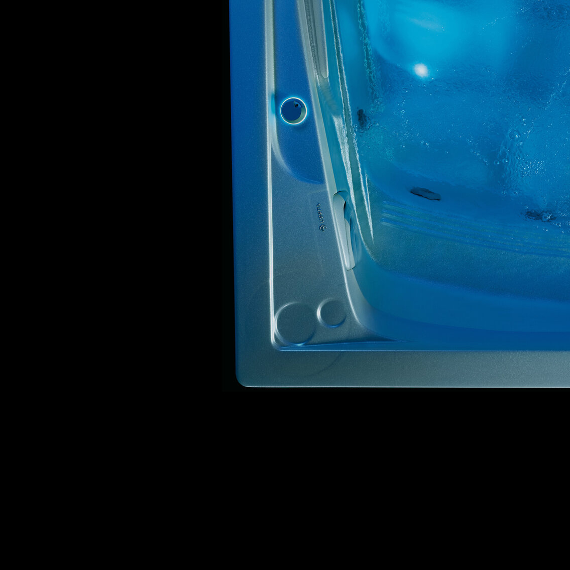 USSPA swim spa pool – elegant design, clean lines, sophisticated details and comfortable swimming.