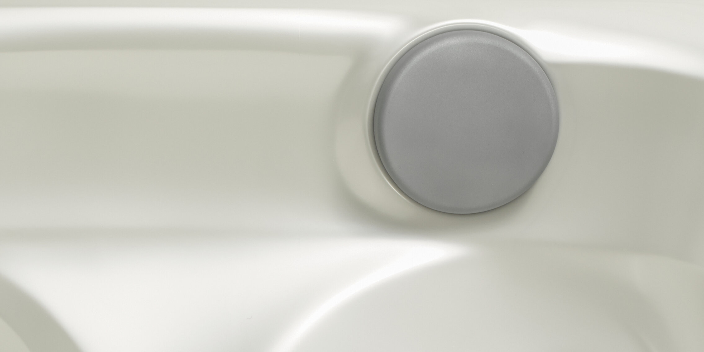 USSPA Aston/Noel/Benjamin – hot tubs with premium shell quality, ergonomic seating and modern controls.