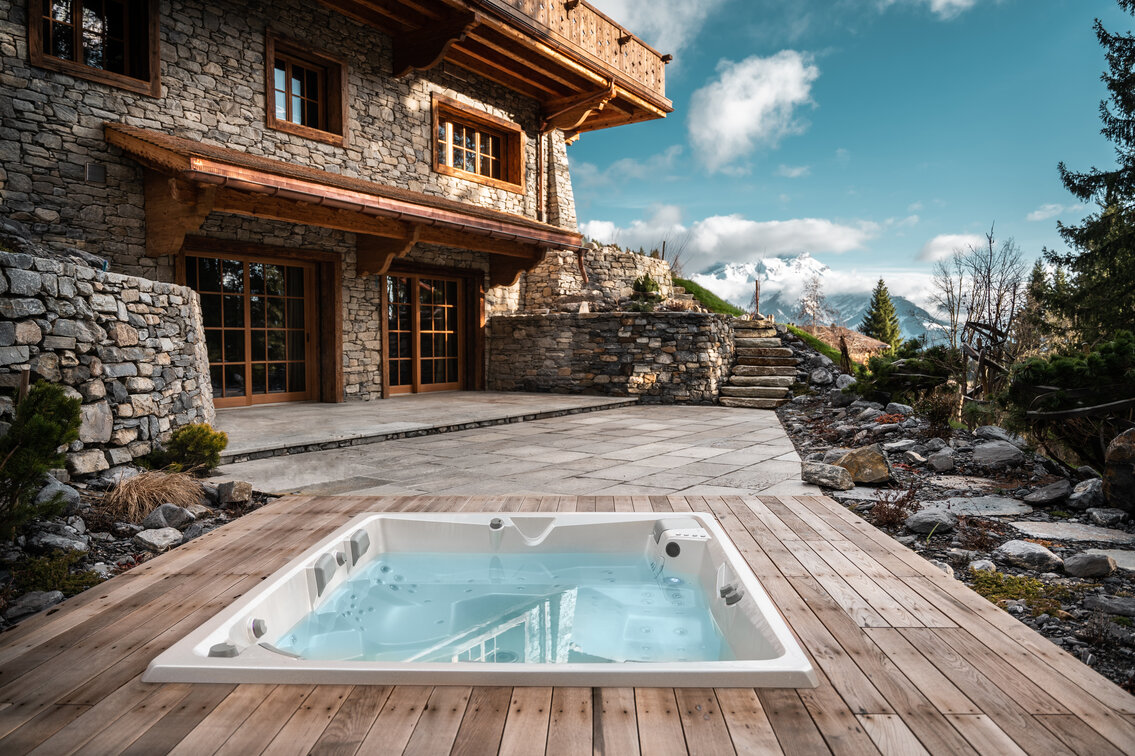 USSPA Czech premium whirlpool built into a recreational hotel terrace – 30 years of tradition.