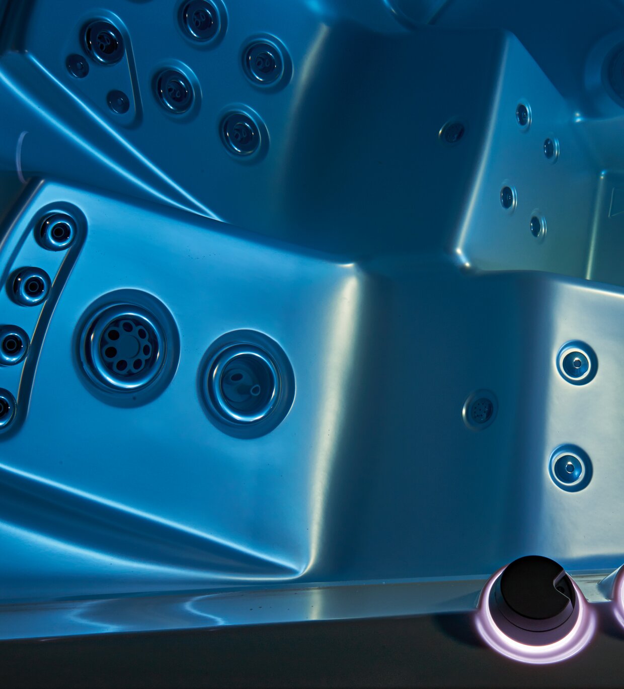 USSPA premium whirlpool from a Czech manufacturer for comfortable home relaxation.