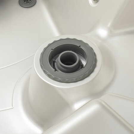 USSPA spa detail – massage jets for complete body relaxation and rejuvenation.